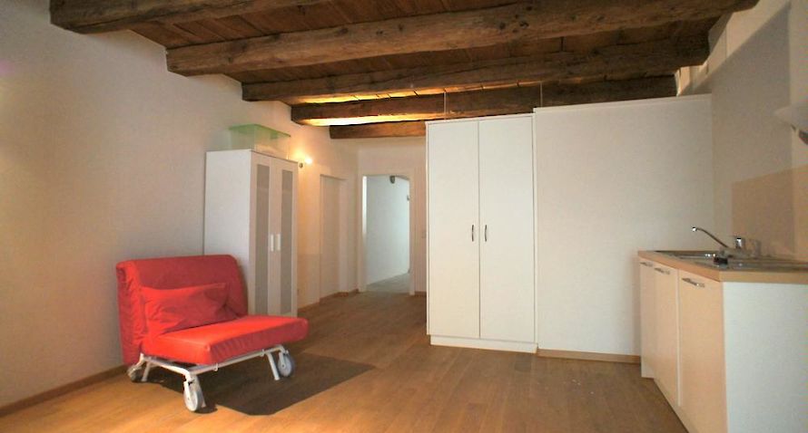 zentrale Einzimmerwohnung mit Balkon - Immobilien Siller zentrale Einzimmerwohnung mit Balkon - Immobilien Siller