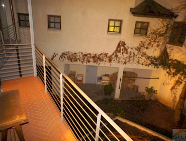 balcone con cortile
