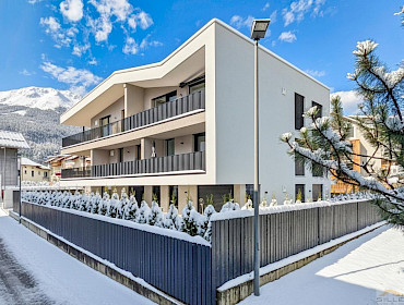 Außenansicht: modernes Architektenhaus Außenansicht: modernes Architektenhaus