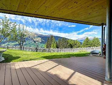 terrazza nel piano intermedio