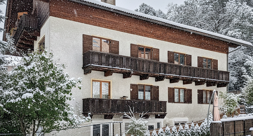 großzügige 3-Z-W mit Balkon Bild
