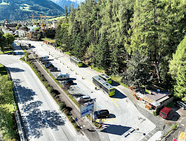 Imbiss direkt neben dem Busbahnhof und Klettergarten