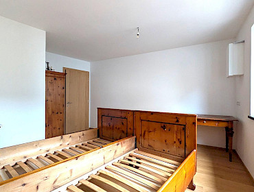 eingerichtetes Schlafzimmer