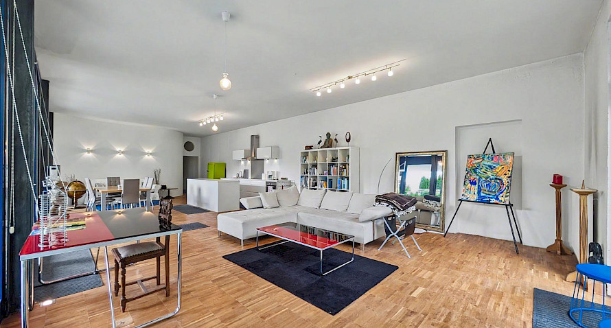 Elegante loft con 5 vani - più spazi per la vita Elegante loft con 5 vani - più spazi per la vita Bild