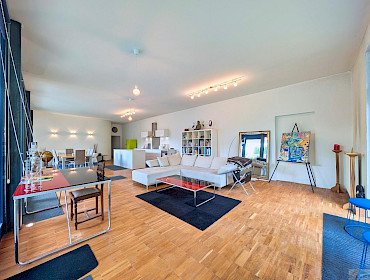 comfortable living area, perfect for relaxing
