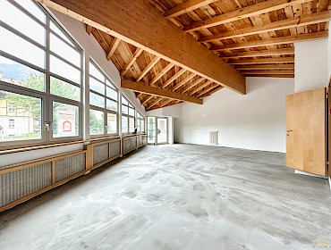 Große Fenster mit Bergblick Große Fenster mit Bergblick