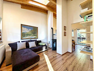 helles und gemütliches Wohnzimmer