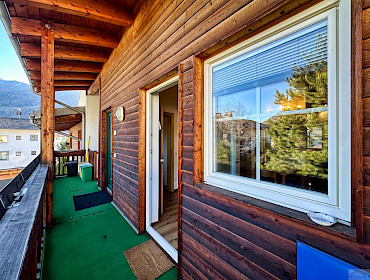 Morgens sonngeküsster Balkon