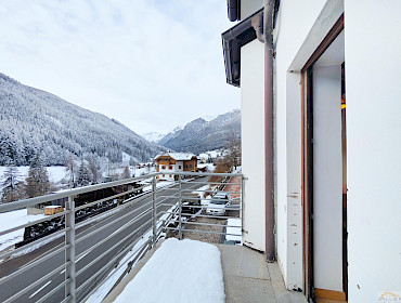 Balkon, von der Wohnküche zugänglich