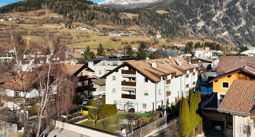 trilocale centrale in zona residenziale tranquilla Bild