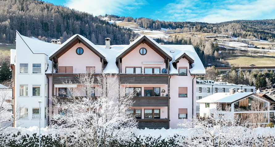 for big families - living on two levels Bild