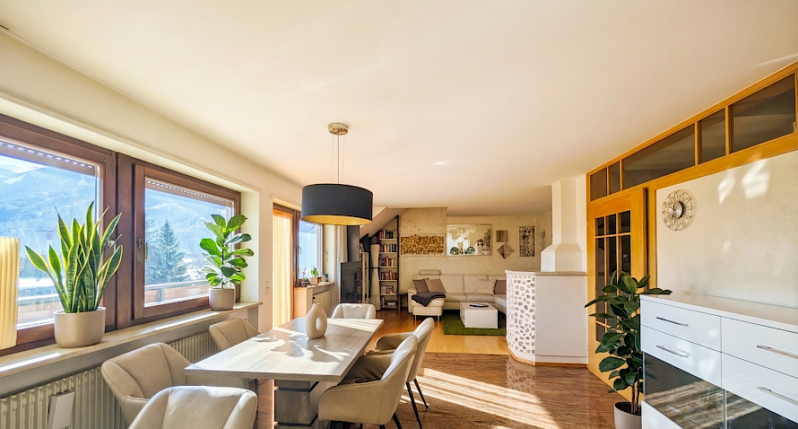 for big families - living on two levels Bild