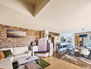 geräumiges Wohnzimmer geräumiges Wohnzimmer