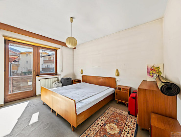 Hauptschlafzimmer mit Zugang zum Balkon Hauptschlafzimmer mit Zugang zum Balkon