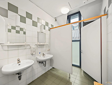 Bad/ WC