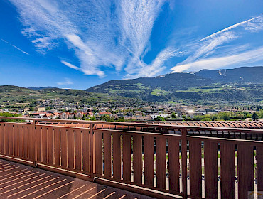 ostseitiger Balkon mit Aussicht ostseitiger Balkon mit Aussicht