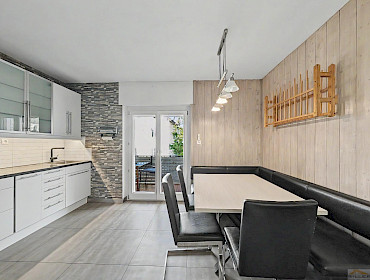 separate Küche mit Zugang zum Balkon separate Küche mit Zugang zum Balkon