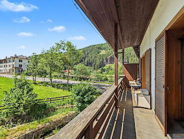 Süd-Balkon Süd-Balkon