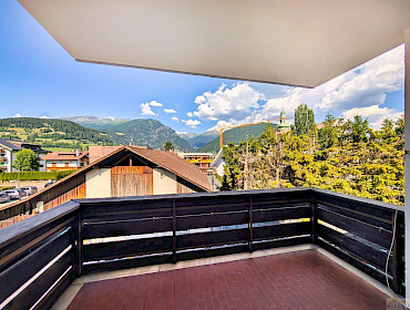 großer Balkon großer Balkon