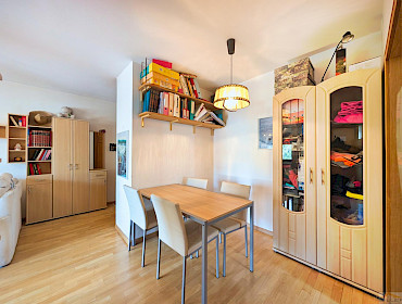 großes & helles Wohnzimmer großes & helles Wohnzimmer